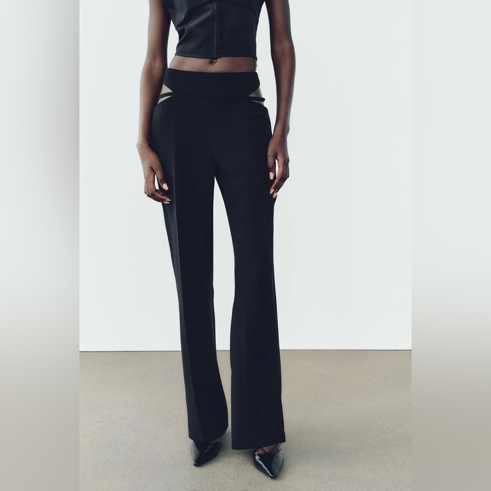 CUT OUT PANTS